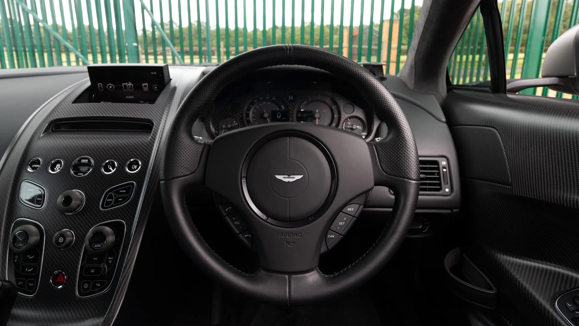 2018 Aston Martin V600 Coupe, 13/18