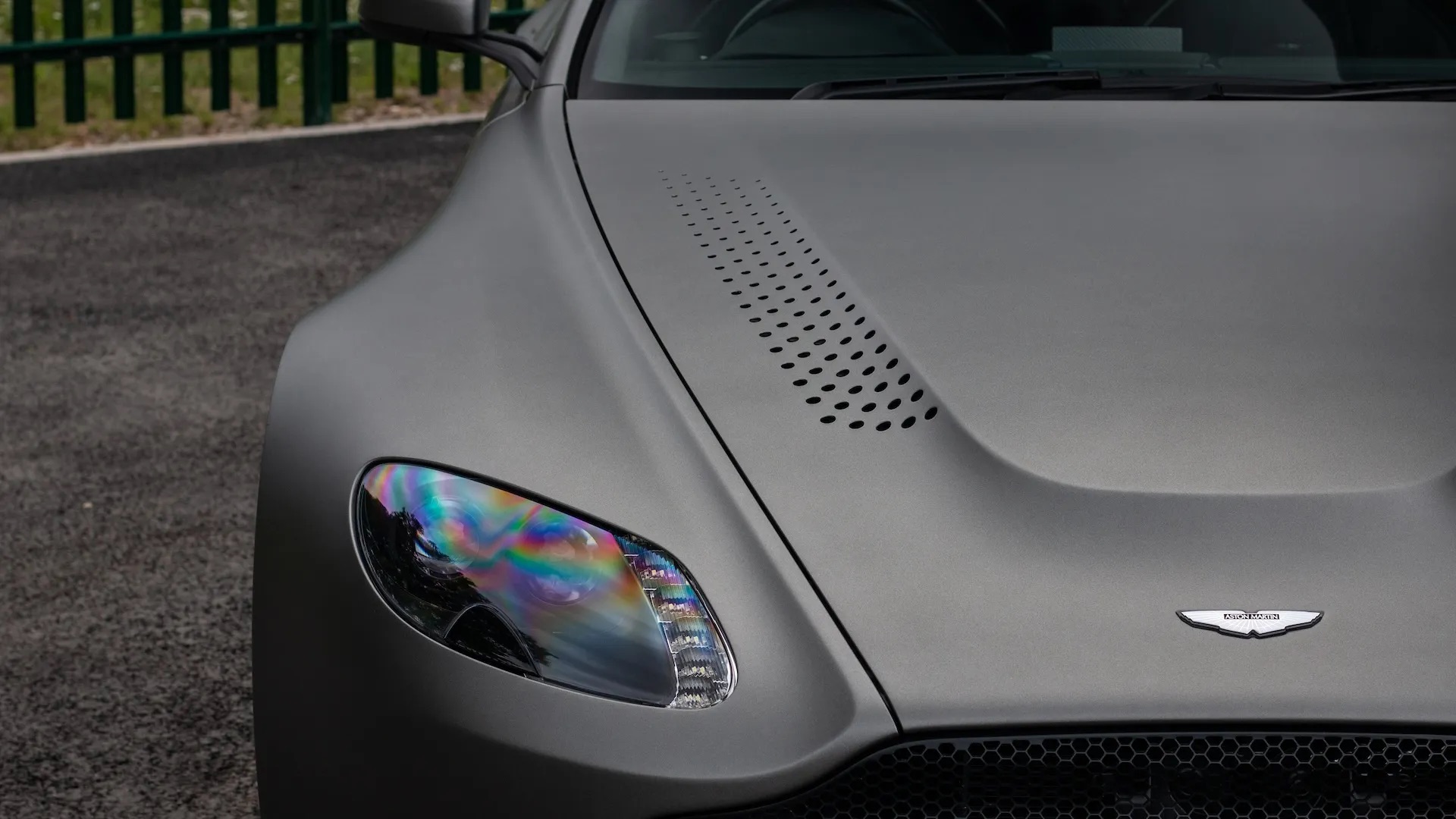 2018 Aston Martin V600 Coupe, 15/18