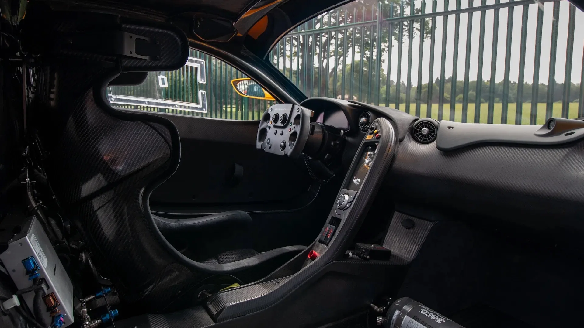 2015 McLaren P1 GTR interior, dashboard