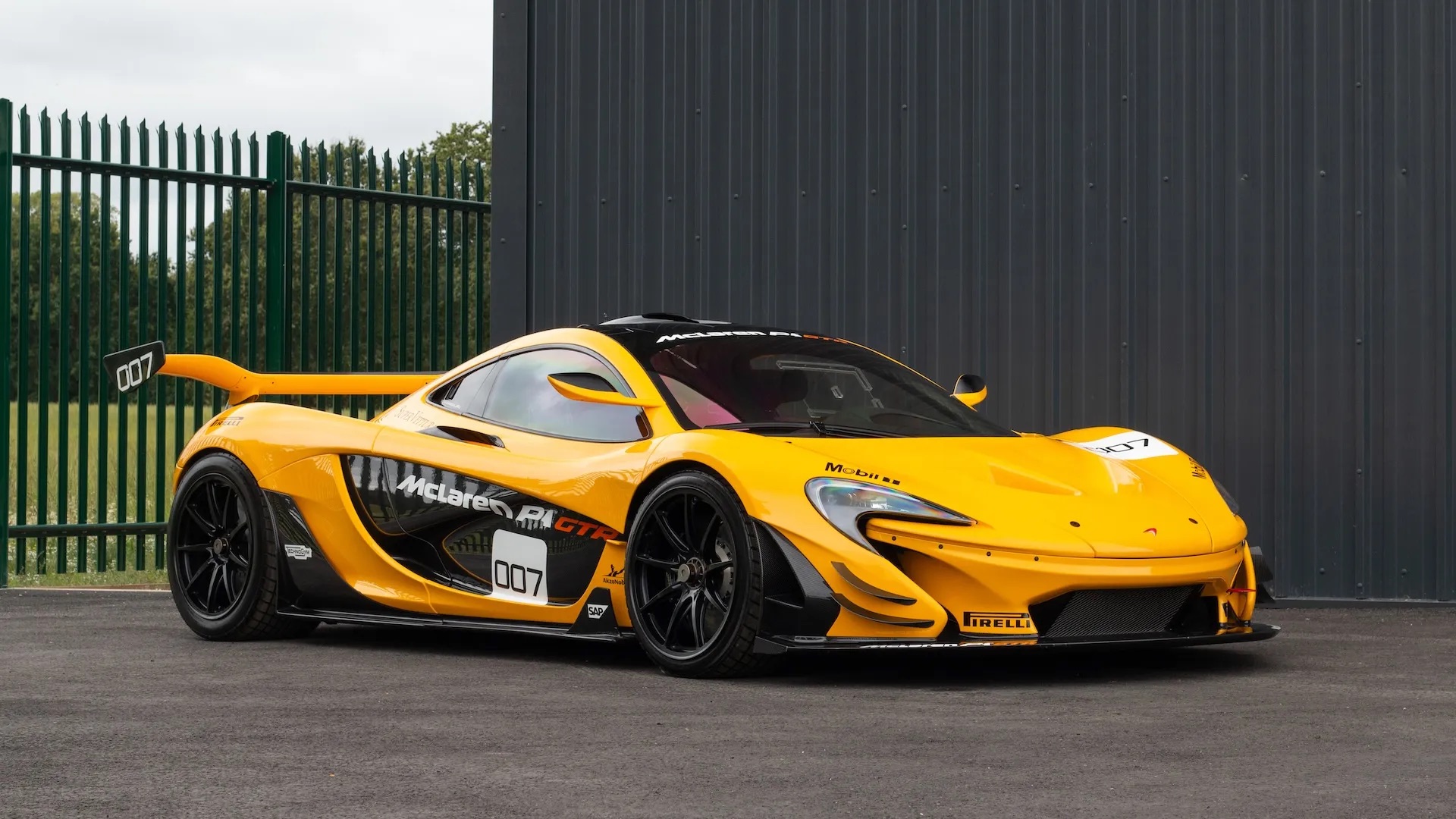2015 McLaren P1 GTR, 6/16