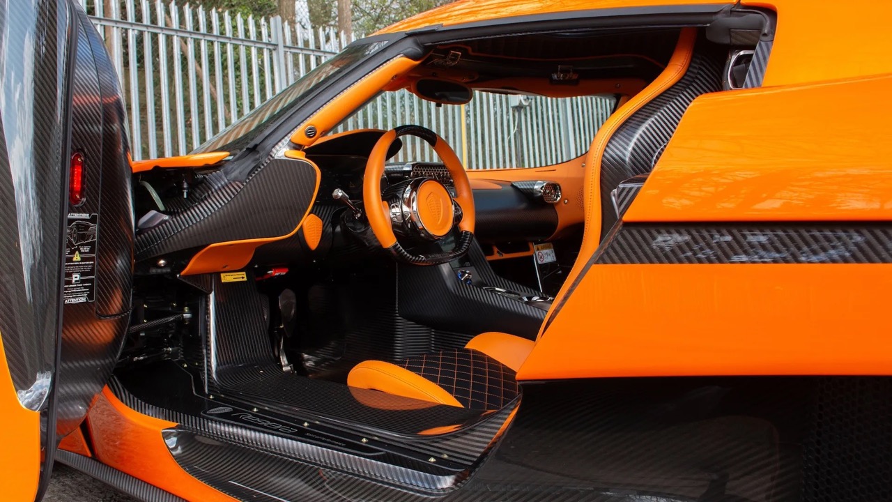 2019 Koenigsegg Regera, 3/42
