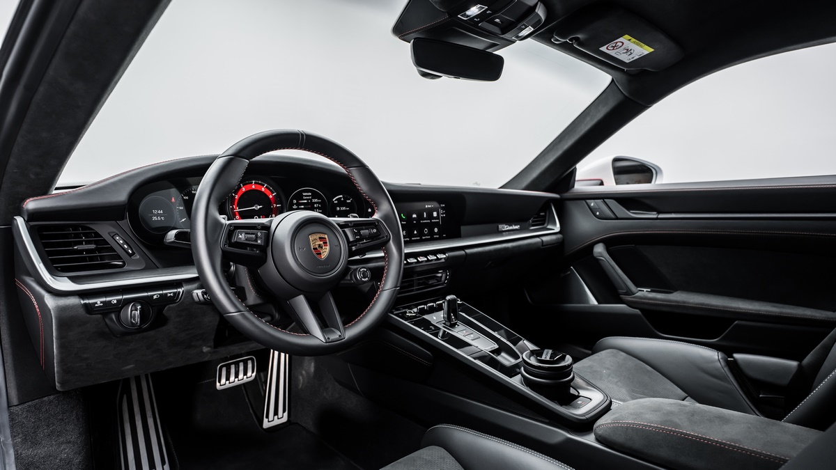 2023 Porsche 911 Dakar, 3/17