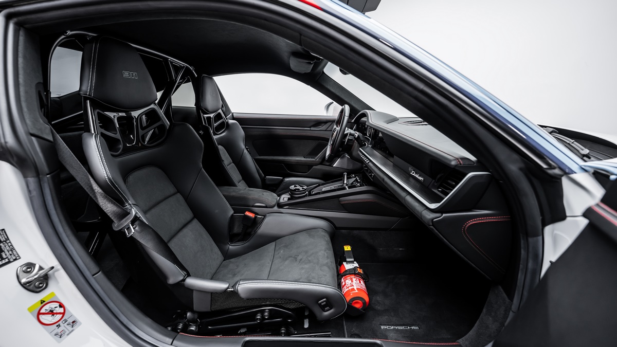 2023 Porsche 911 Dakar, 8/17