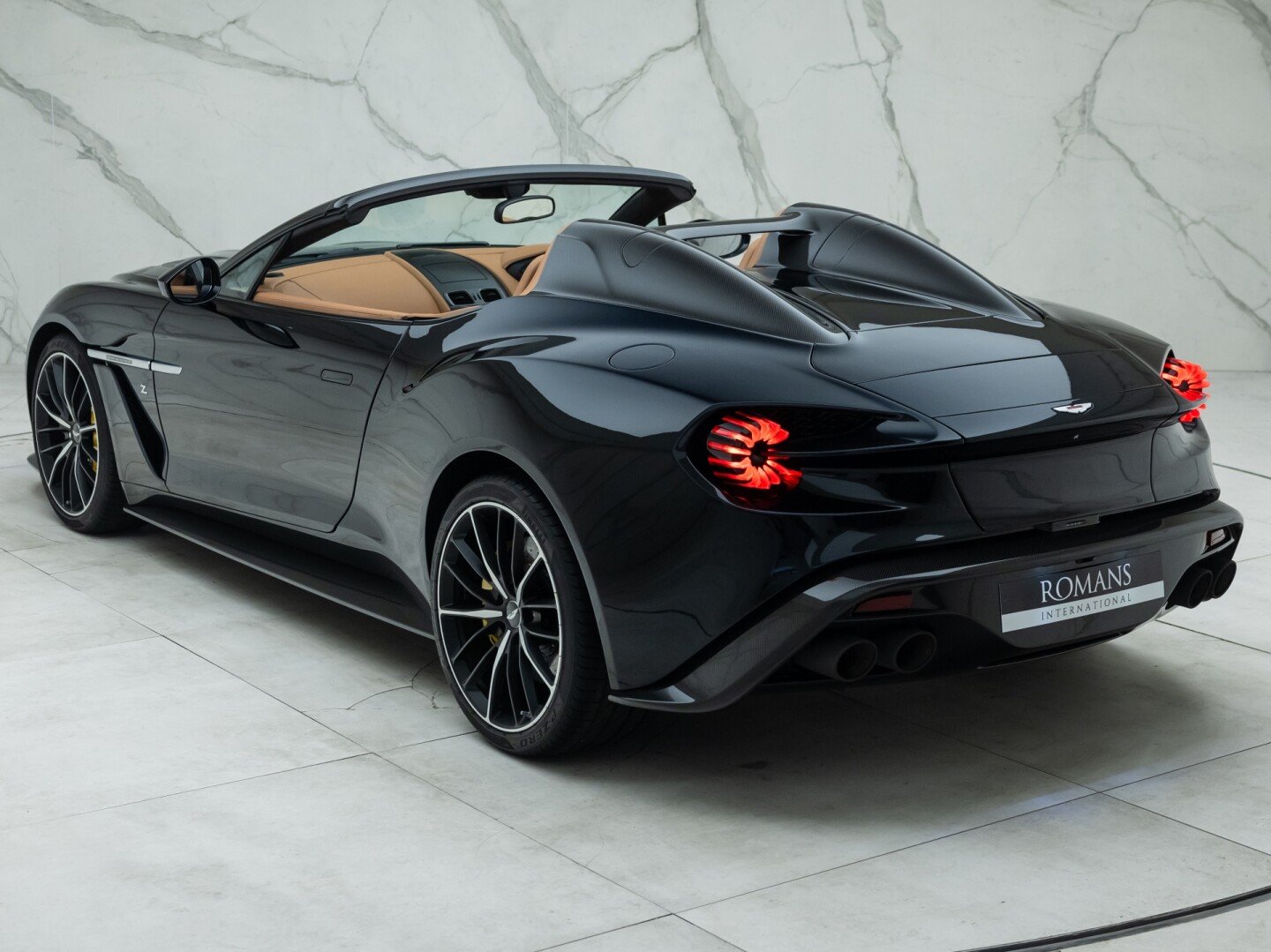 2018 Aston Martin Vanquish Zagato Speedster, 2/18