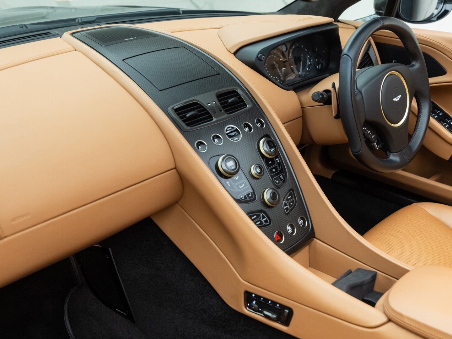 2018 Aston Martin Vanquish Zagato Speedster, 6/18