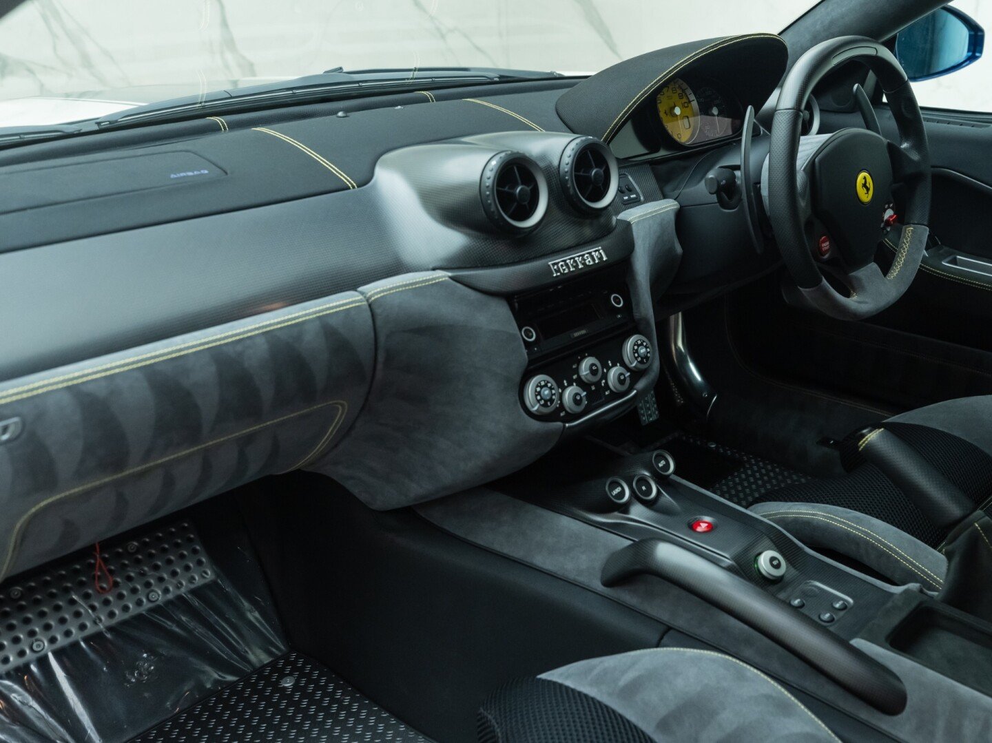 2011 Ferrari 599 GTO, 5/18