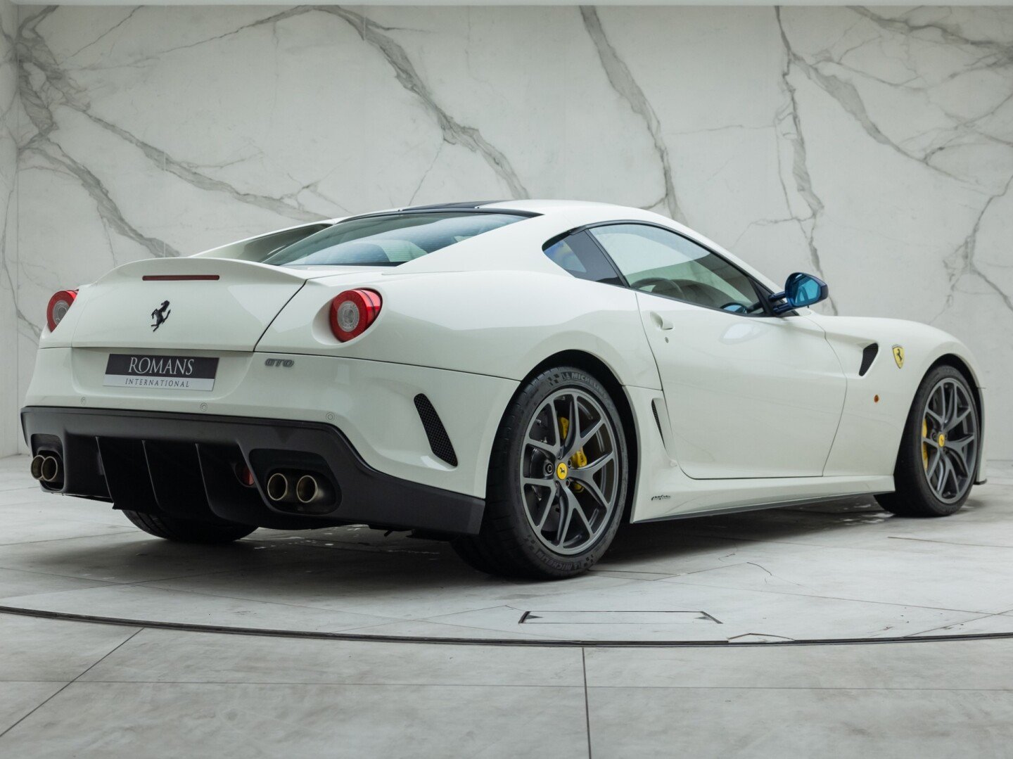 2011 Ferrari 599 GTO, 15/18
