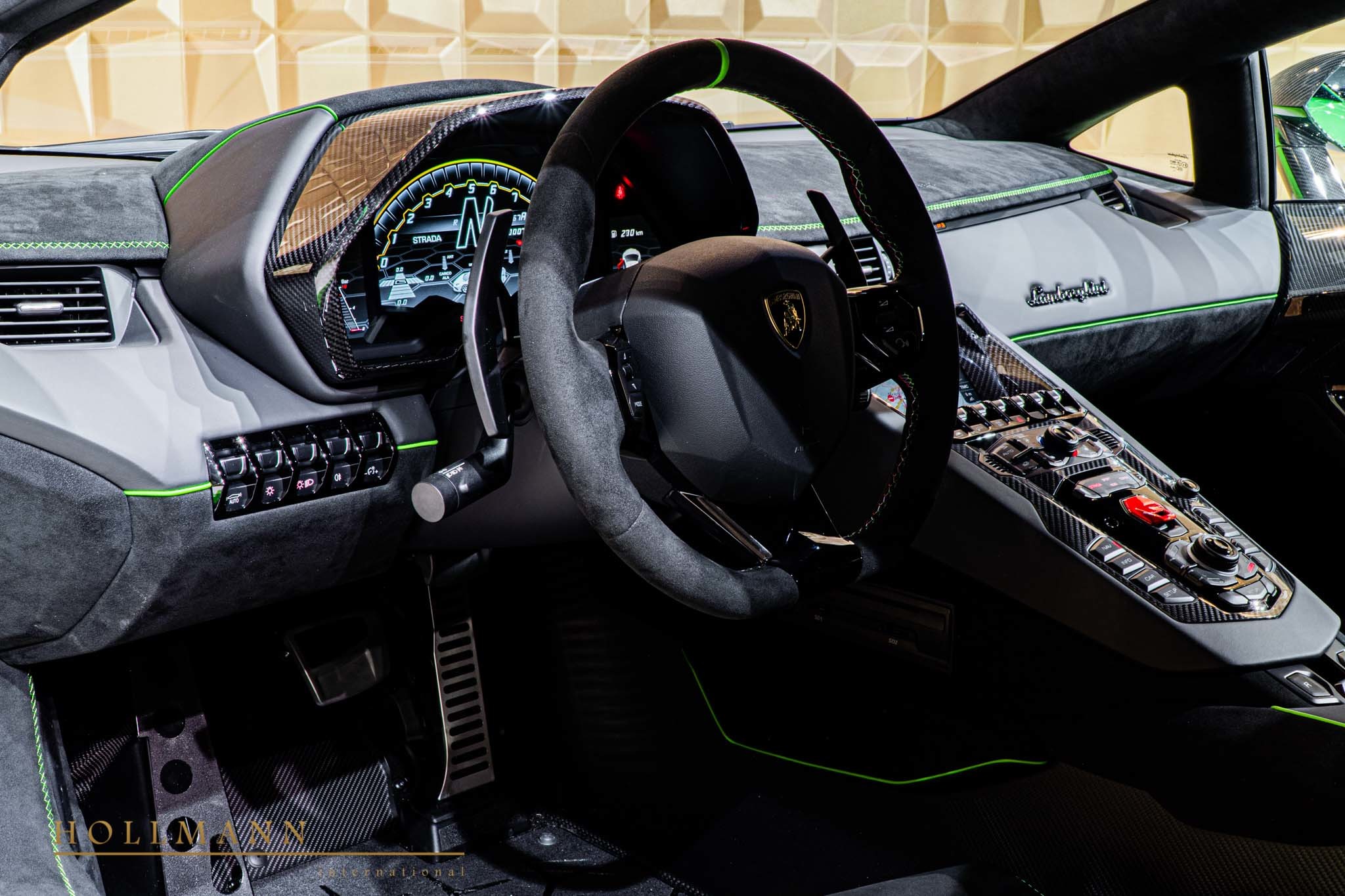 2020 Lamborghini Aventador SVJ, 3/17