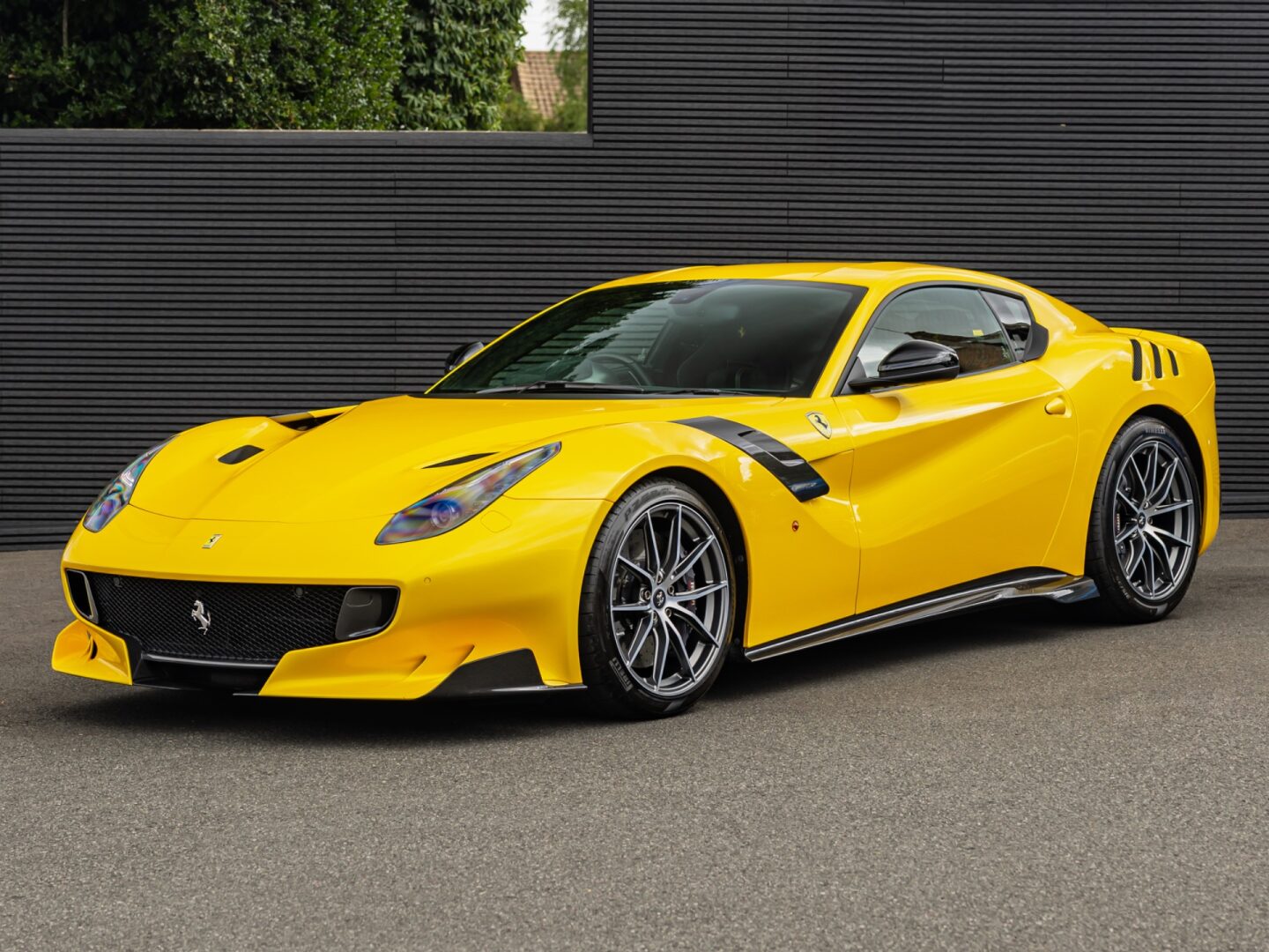 2016 Ferrari F12 TDF, 13/17