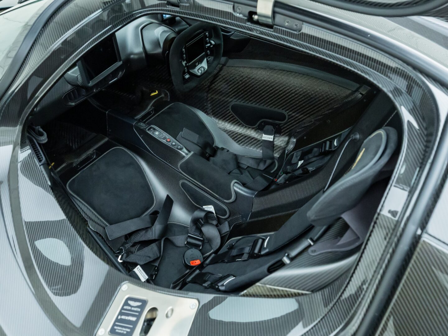 2023 Aston Martin Valkyrie, 24/41