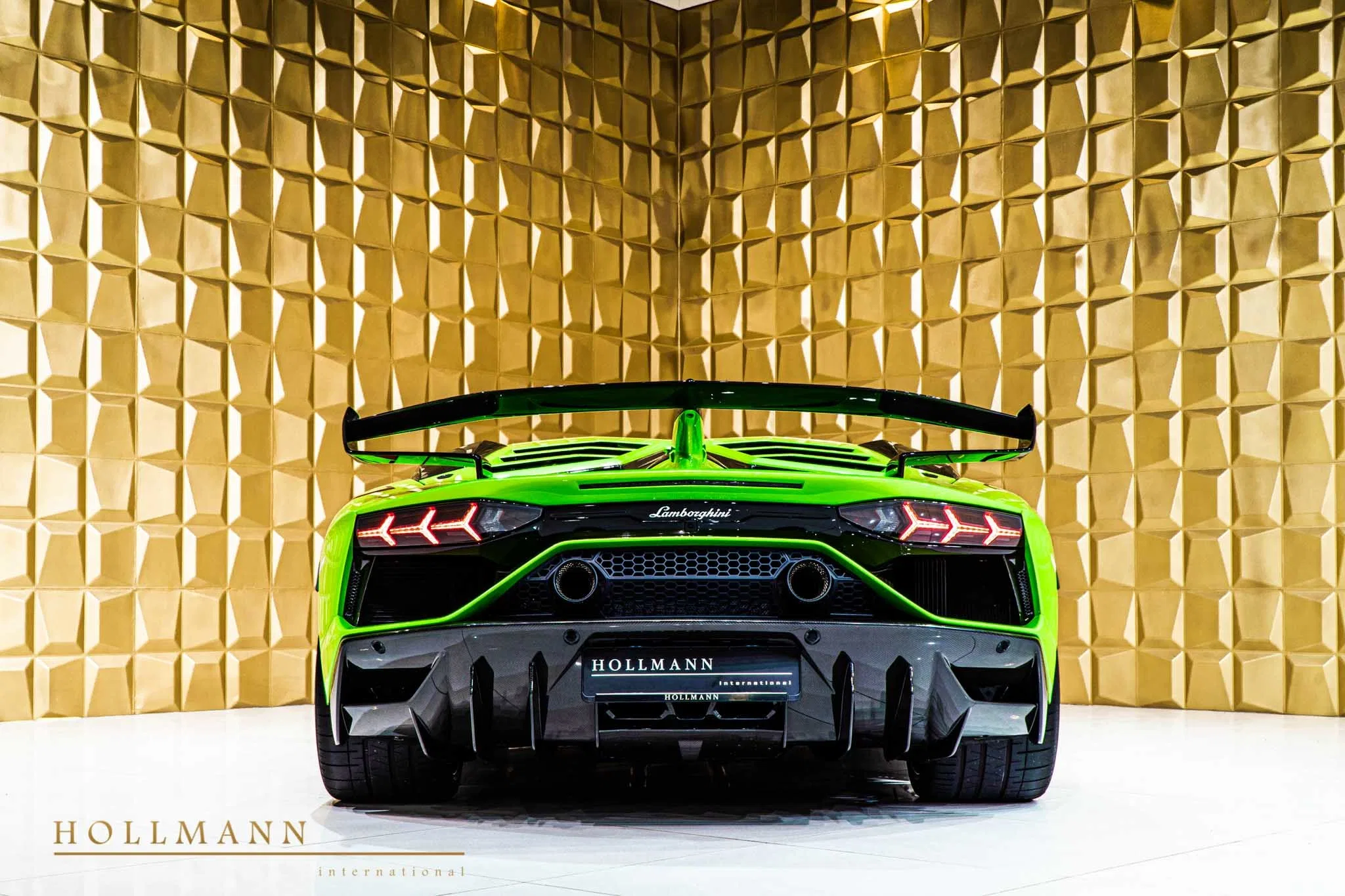2020 Lamborghini Aventador SVJ for sale, exterior, Verde Mantis pearl effect