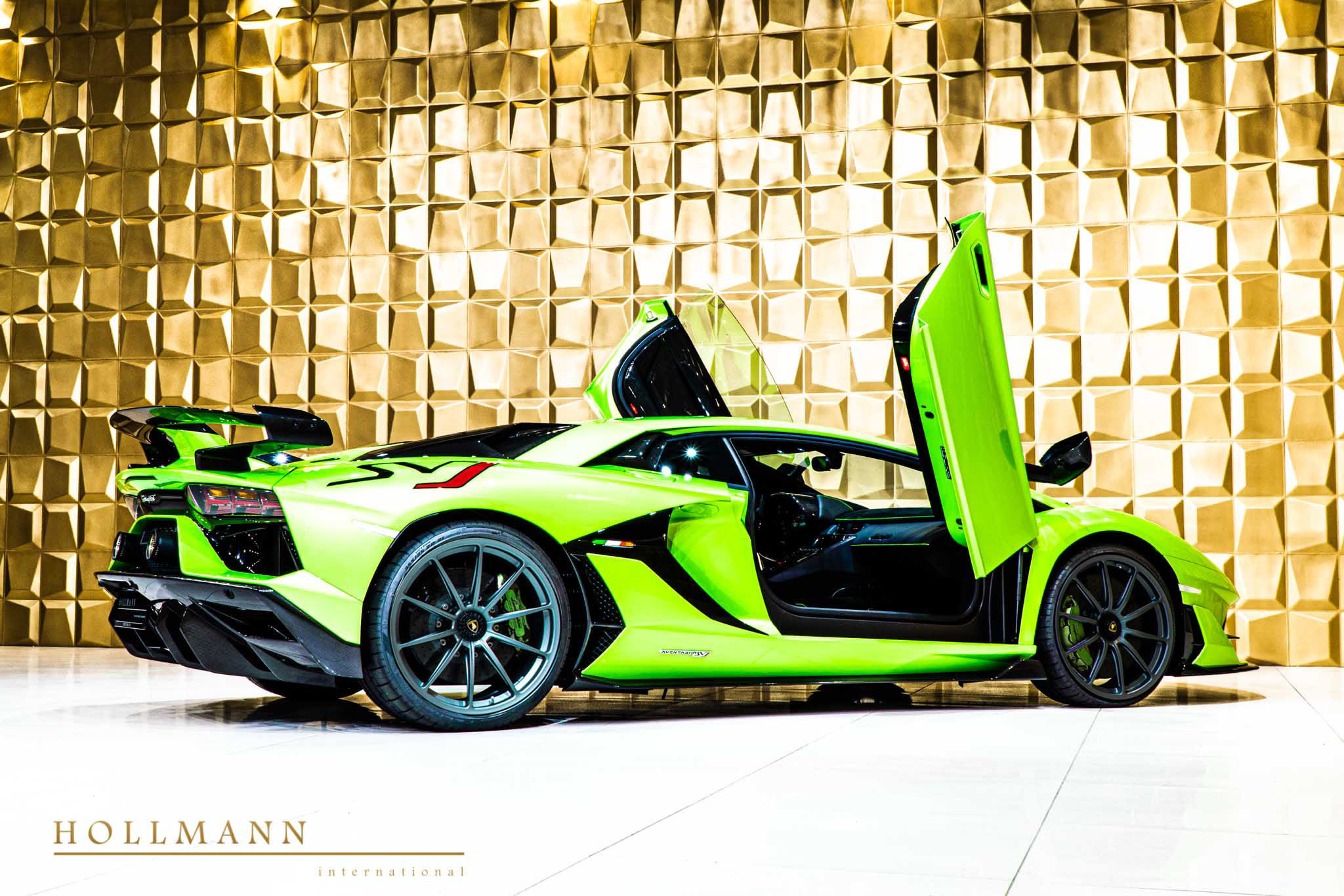 2020 Lamborghini Aventador SVJ, 8/17