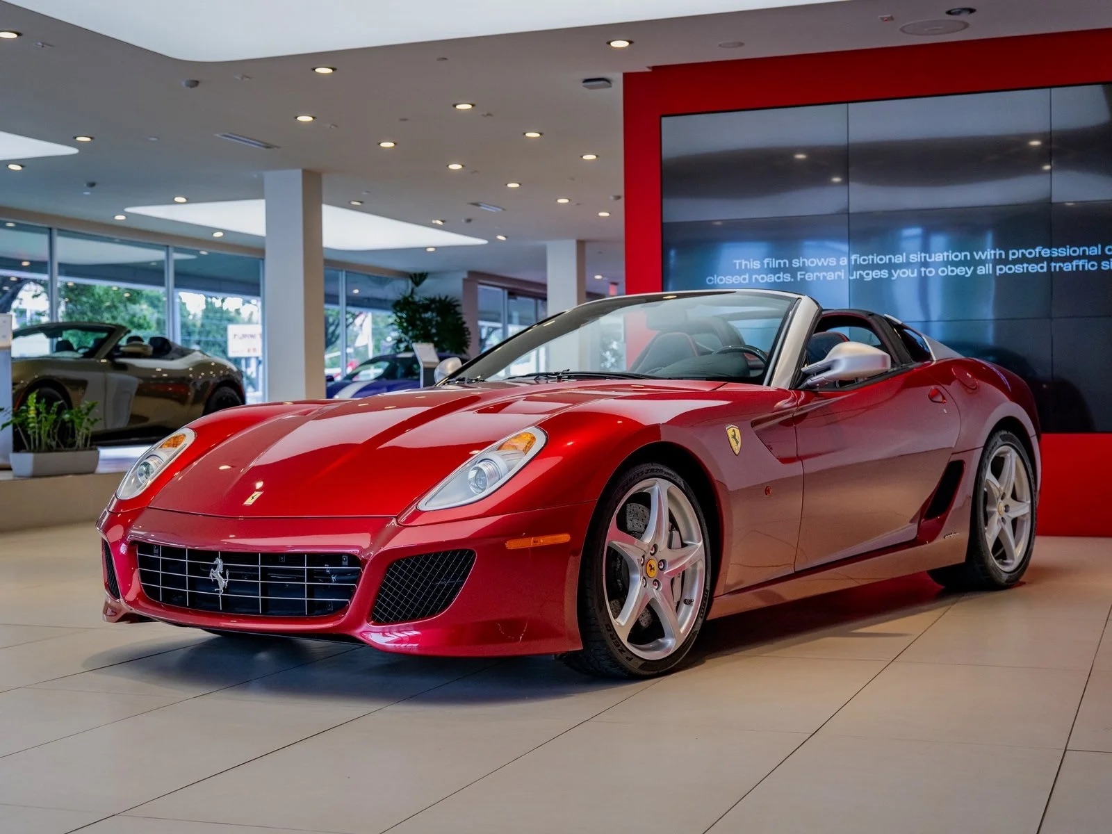 2011 Ferrari 599 SA Aperta, 2/20