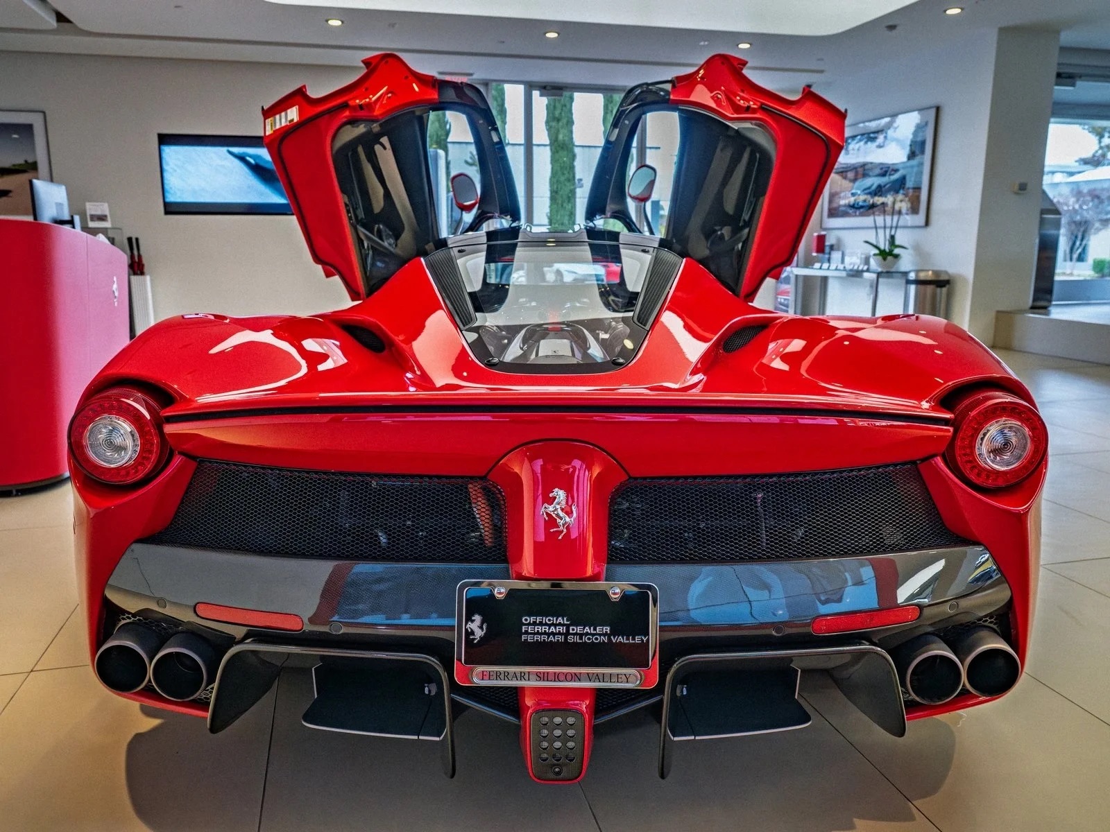 2015 Ferrari LaFerrari, 8/20