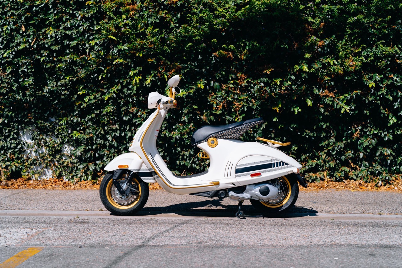2023 Vespa 946 Christian Dior
