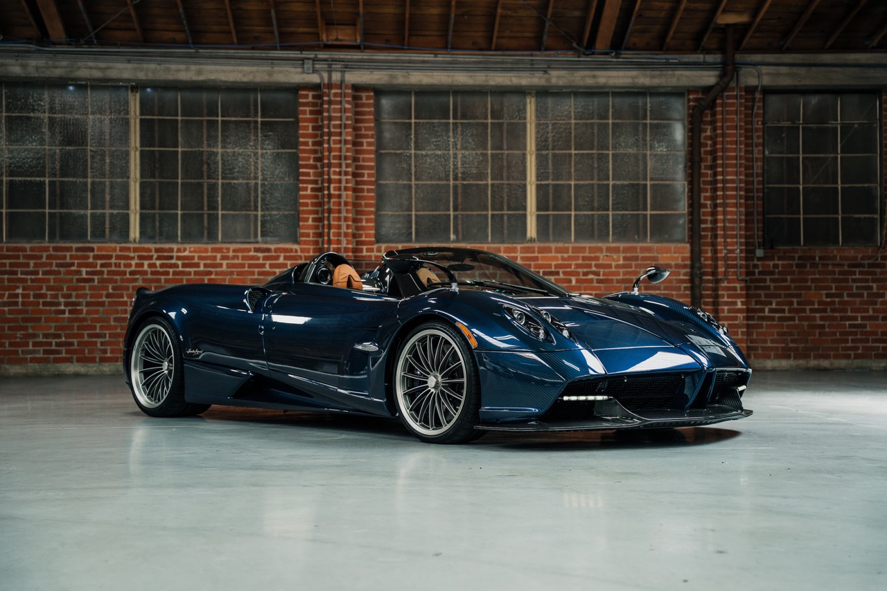 2017 Pagani Huayra Roadster, 8/35