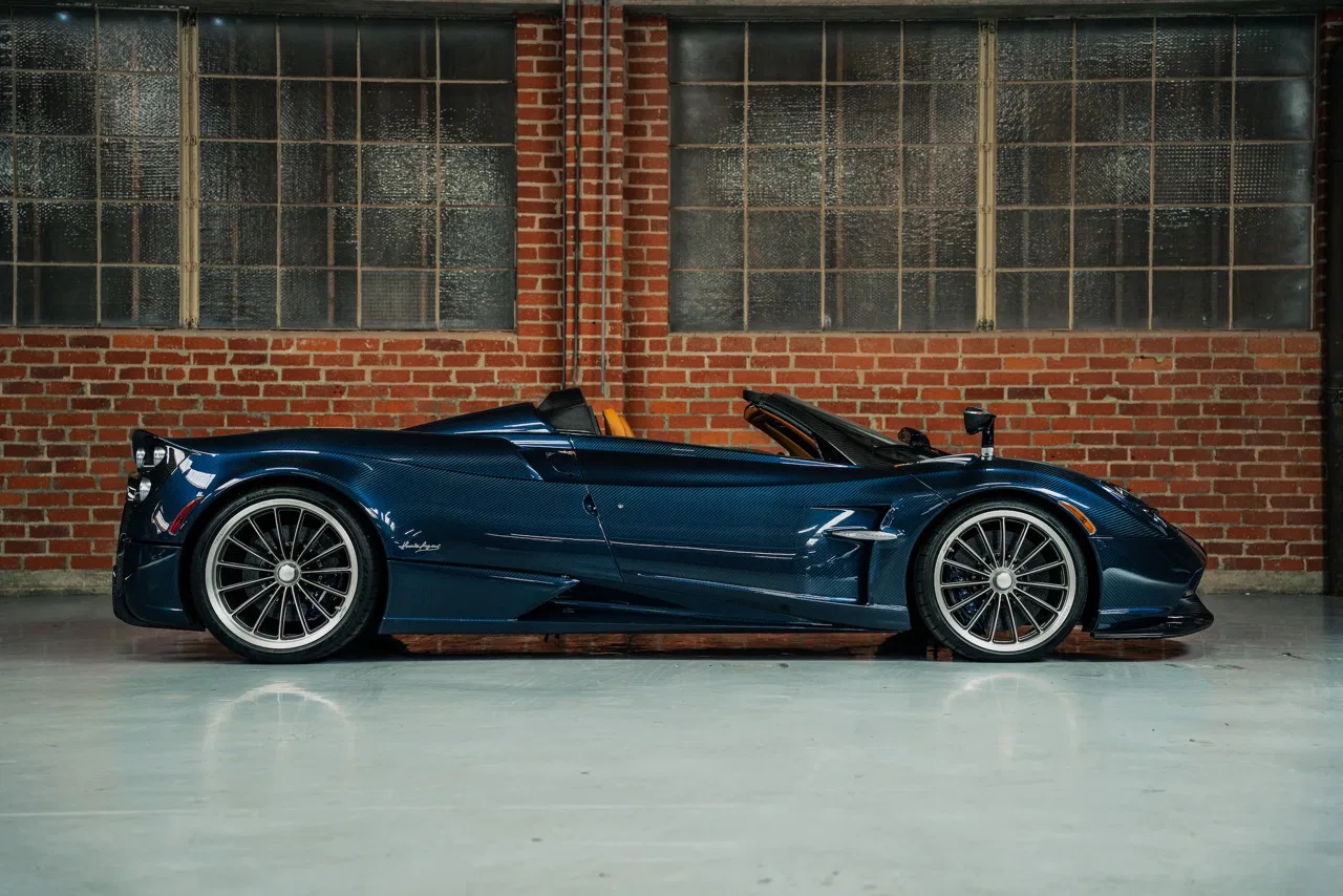 2017 Pagani Huayra Roadster for sale, exterior, Blue