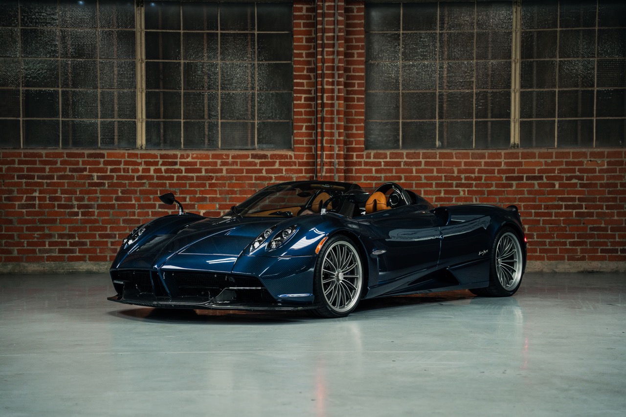 2017 Pagani Huayra Roadster, 12/35