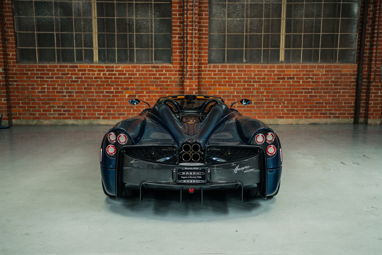 2017 Pagani Huayra Roadster, 14/35