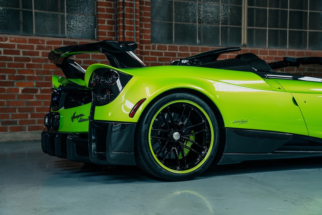 2020 Pagani Huayra BC Roadster, 17/20