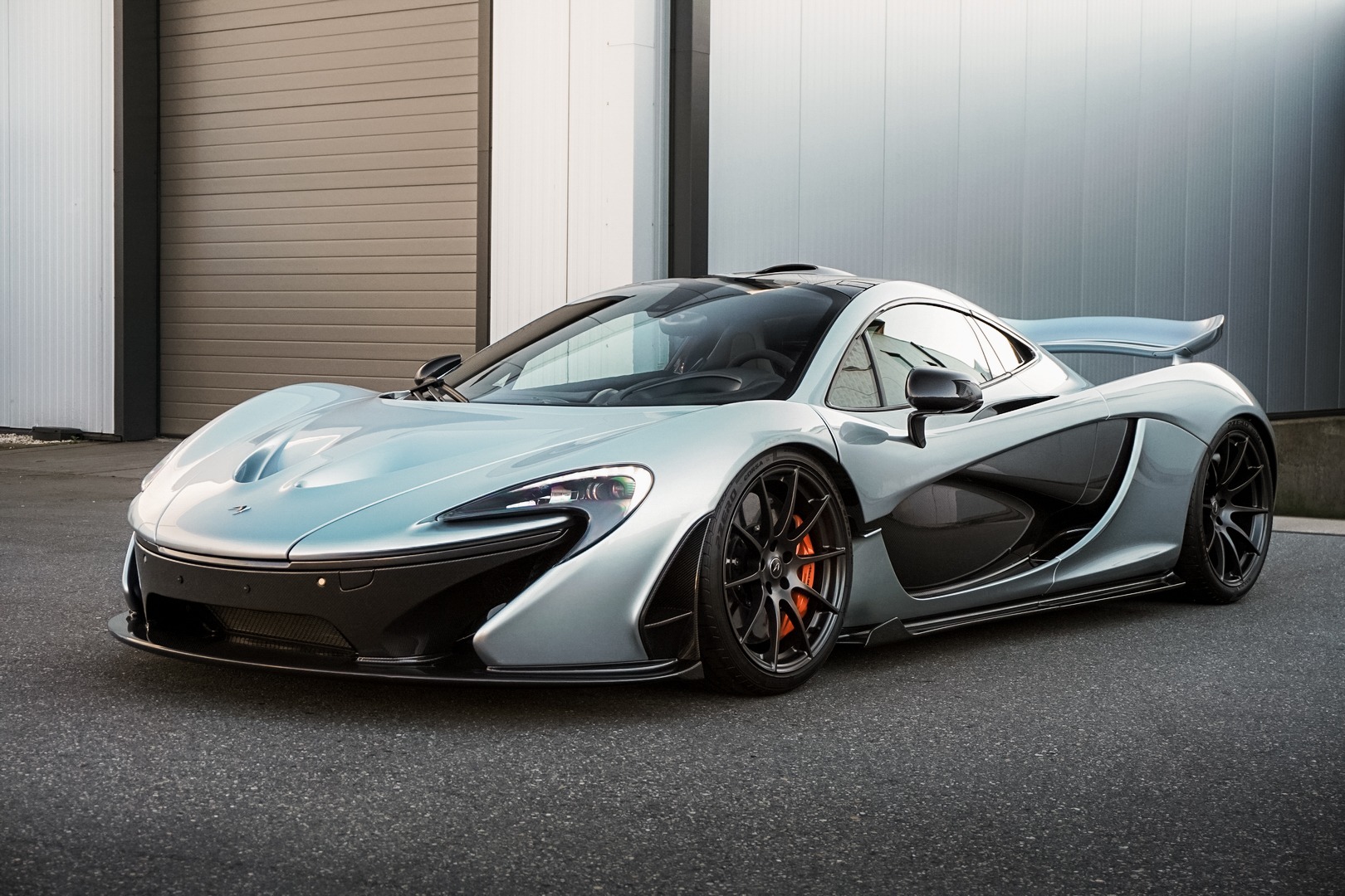 2014 McLaren P1 MSO, 2/18