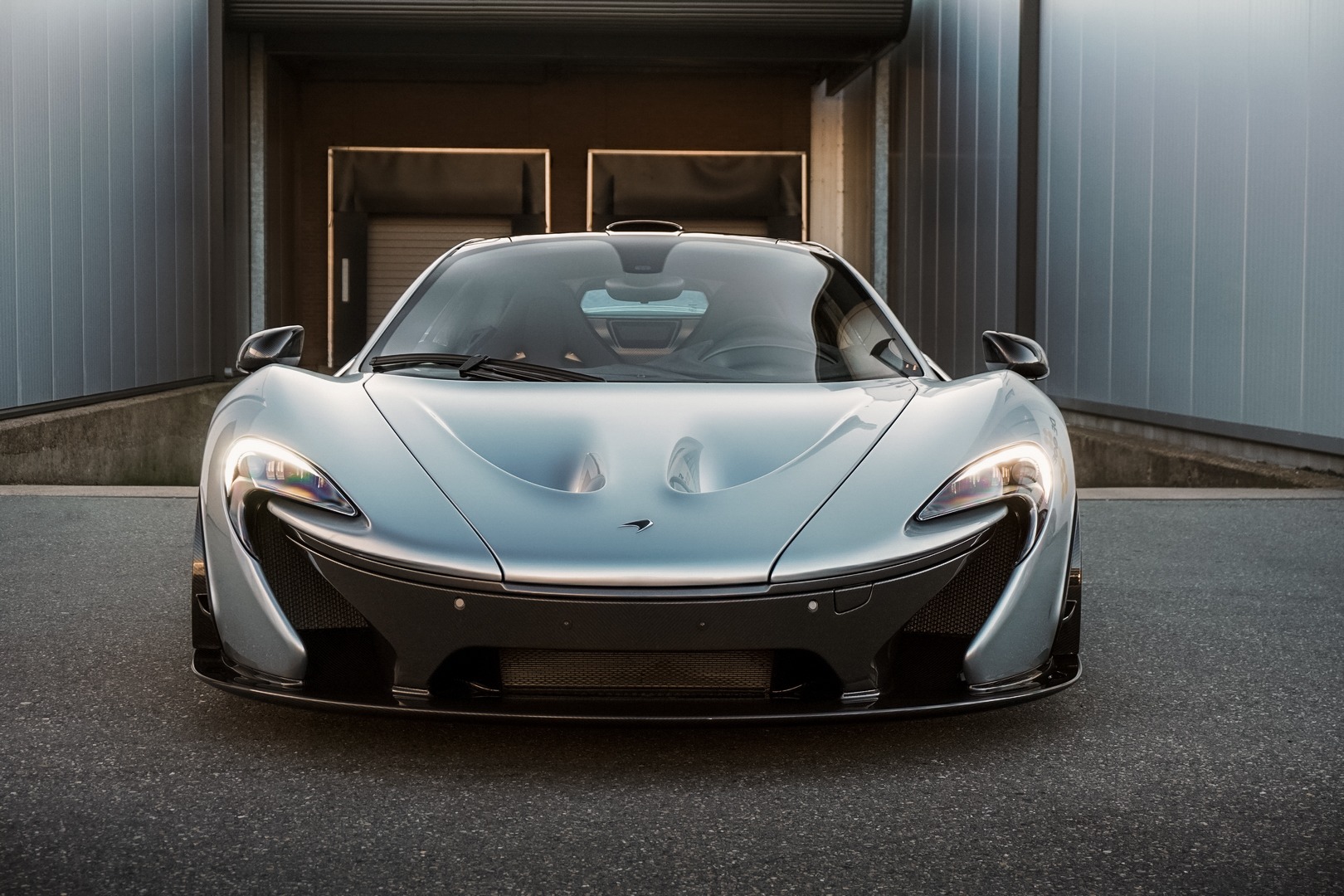 2014 McLaren P1 MSO, 14/18