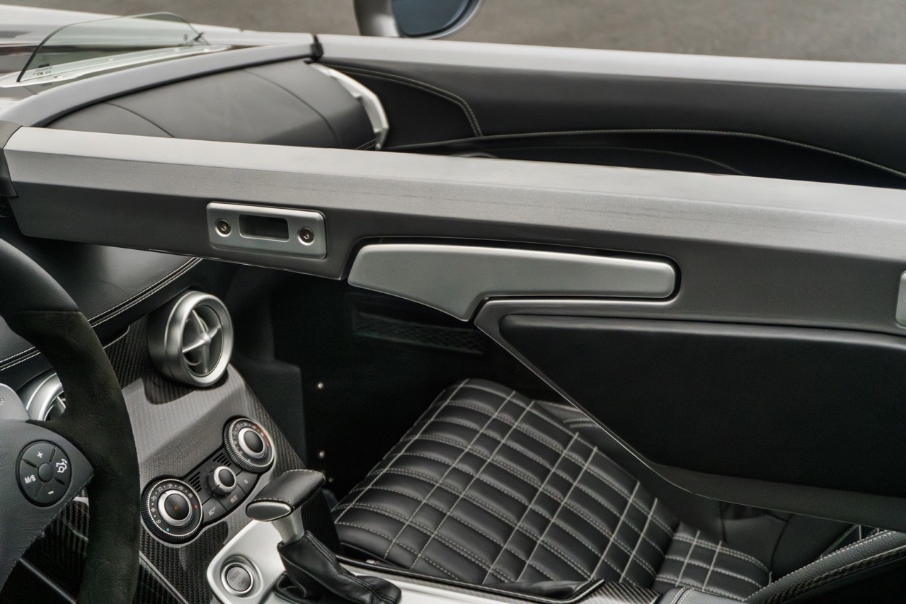 2010 SLR McLaren Stirling Moss, 23/26