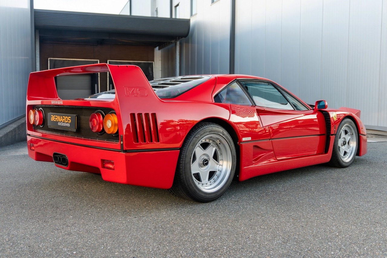 1990 Ferrari F40, 2/20