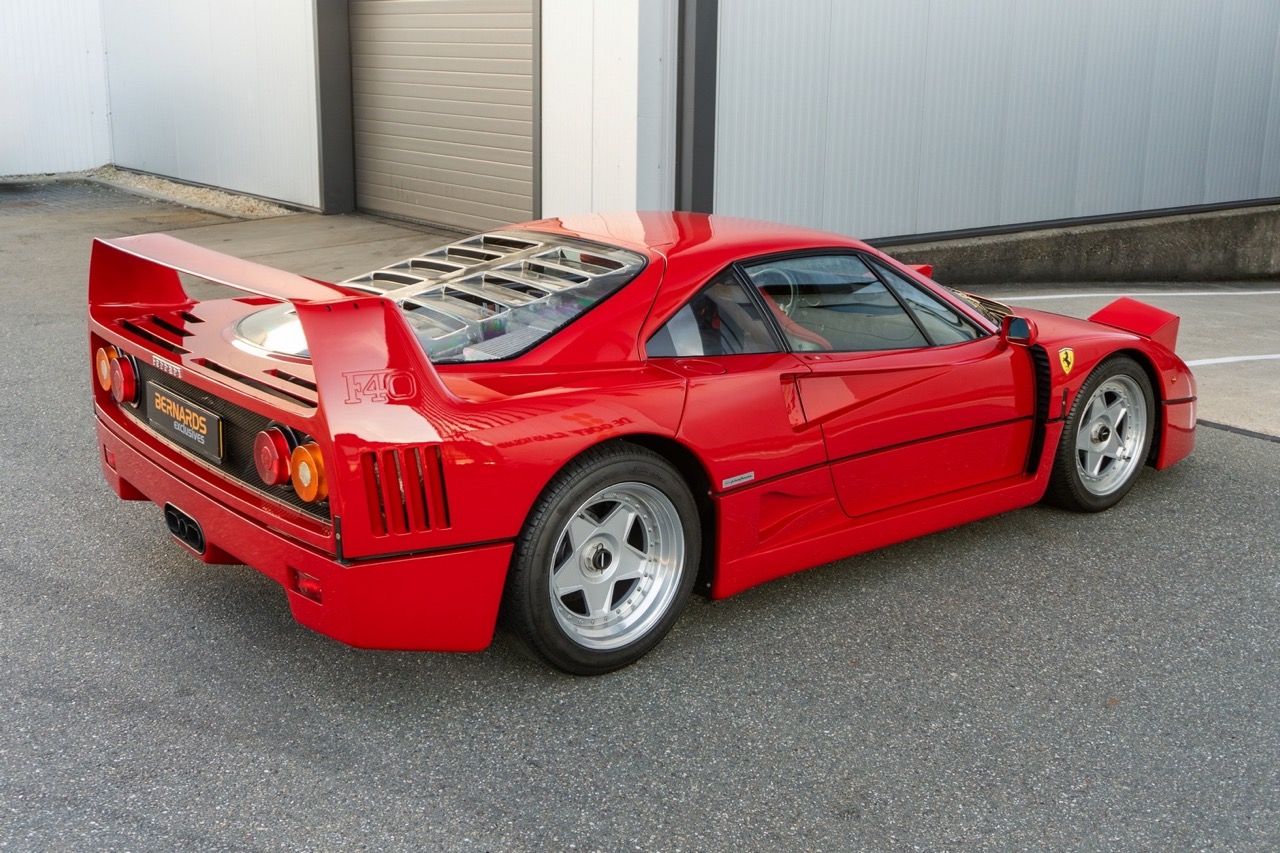 1990 Ferrari F40, 10/20