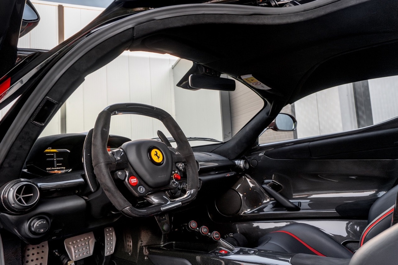 2014 Ferrari LaFerrari, 7/40