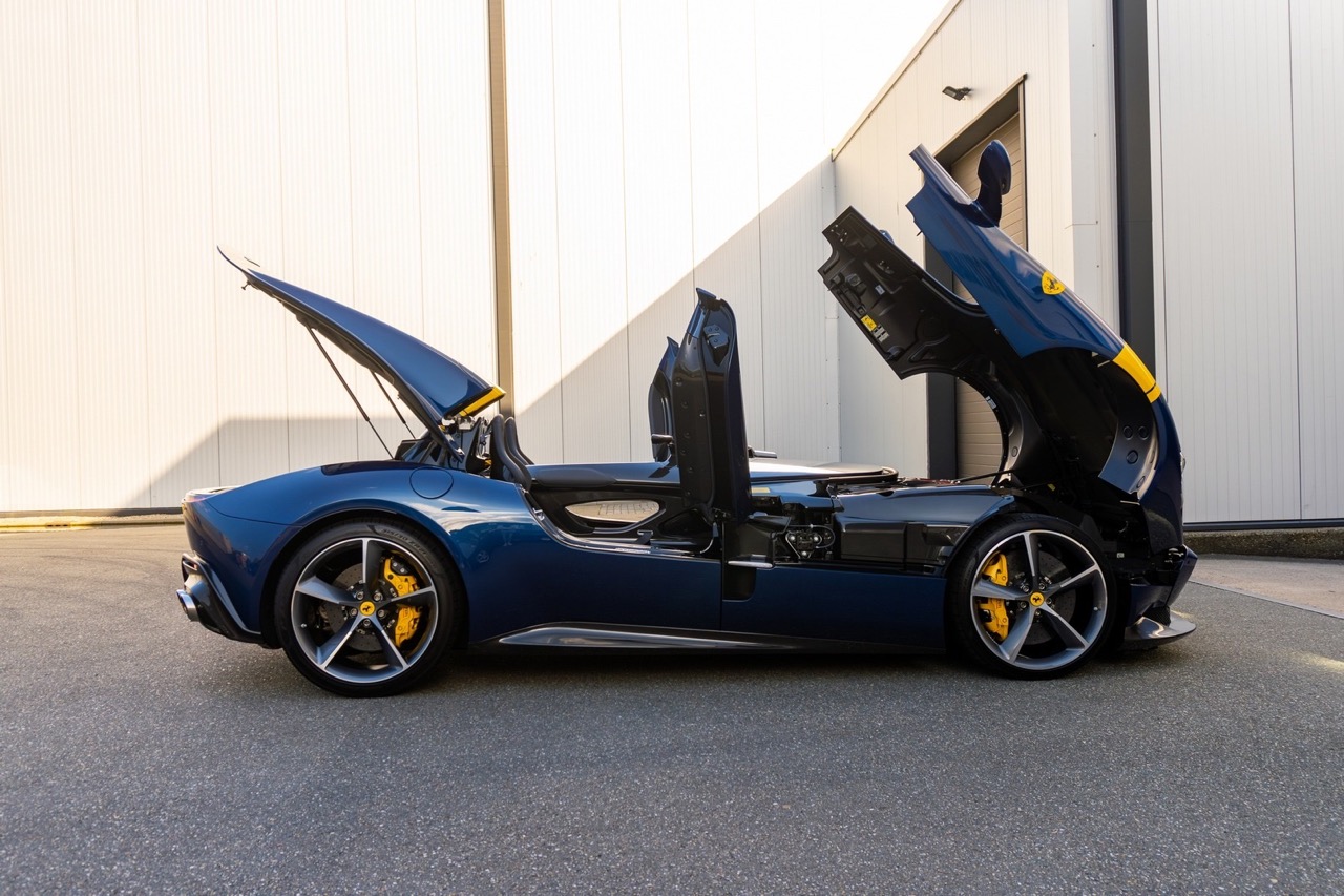 2020 Ferrari Monza SP2, 10/38