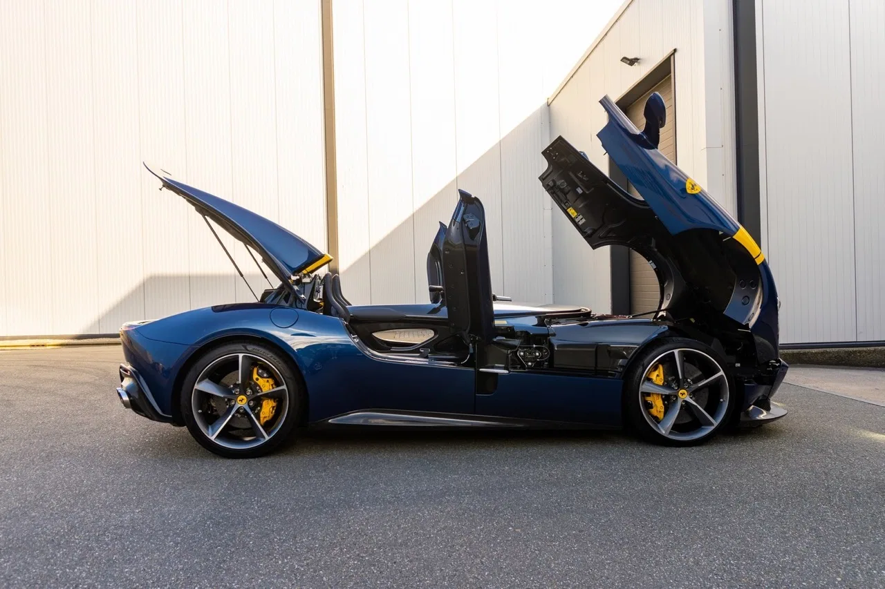 2020 Ferrari Monza SP2 for sale, exterior, Blue