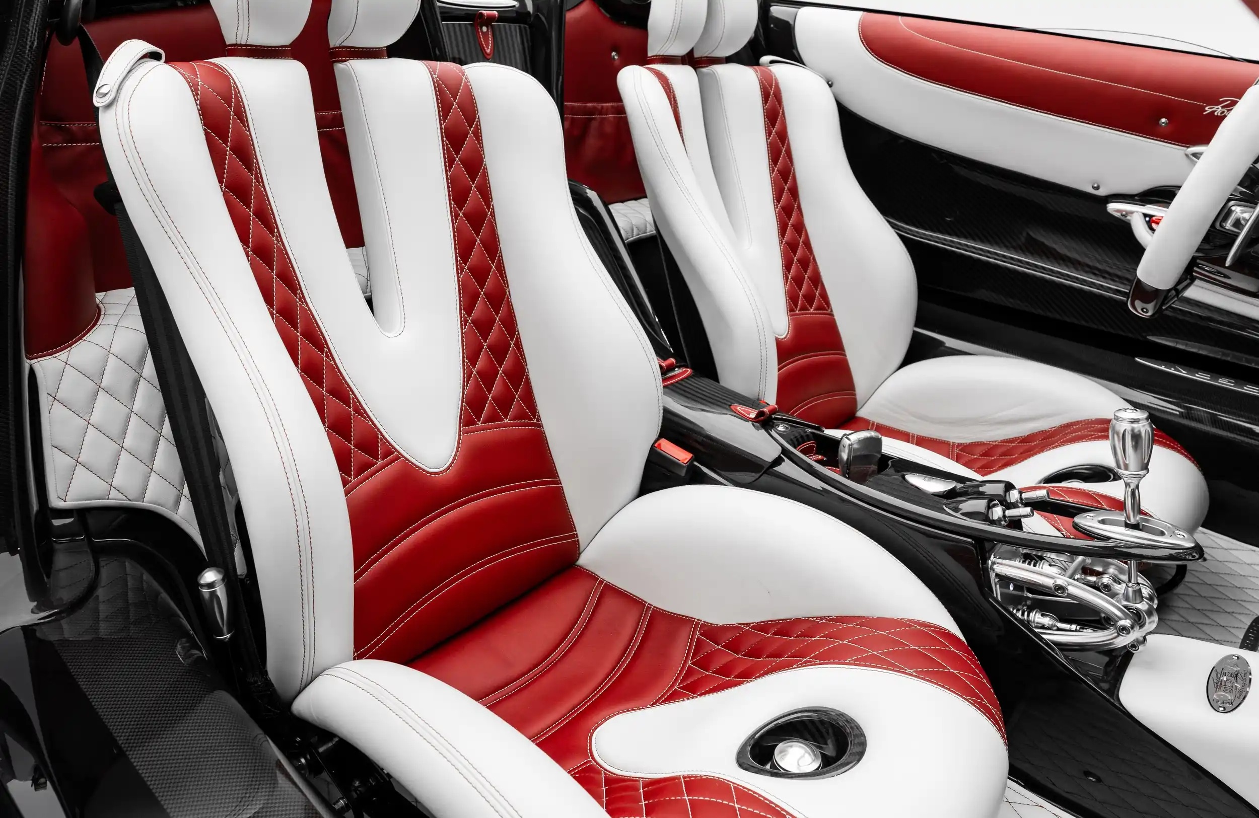 2019 Pagani Huayra Roadster, 14/17