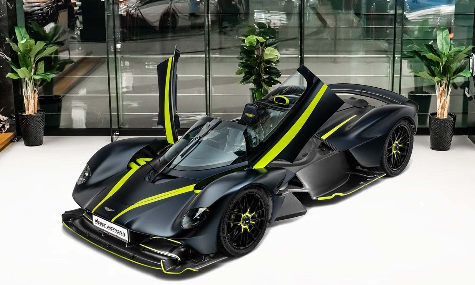 2024 Aston Martin Valkyrie Spider
