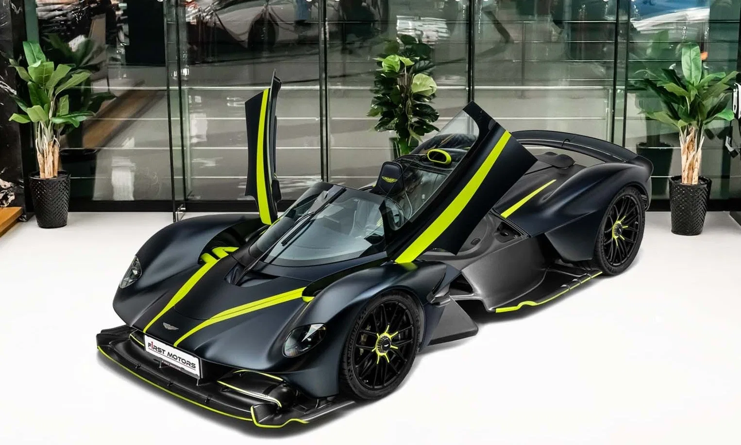2024 Aston Martin Valkyrie Spider