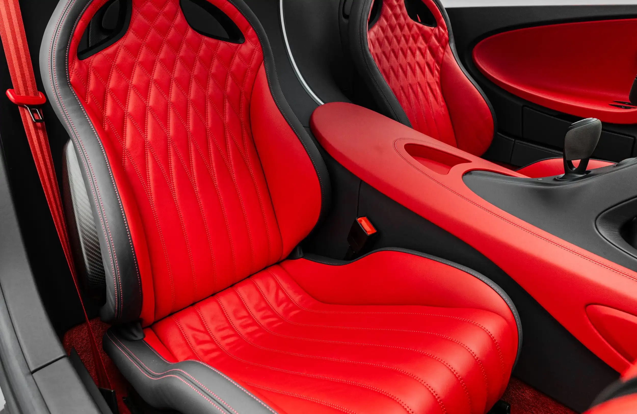 2023 Bugatti Chiron Super Sport, 35/39