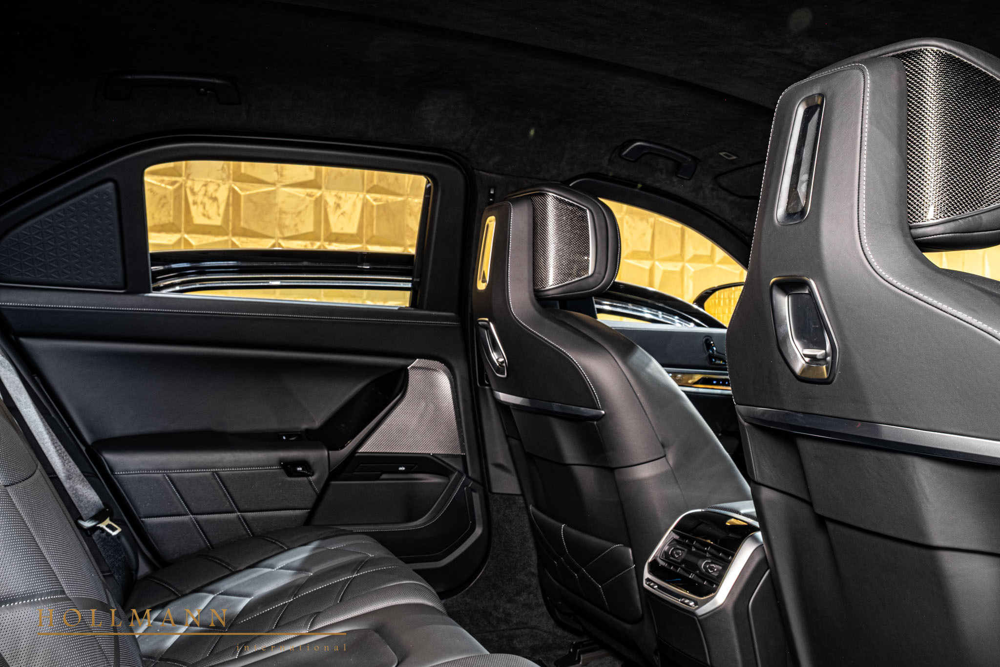 2025 Armored BMW 7 Series, 8/20