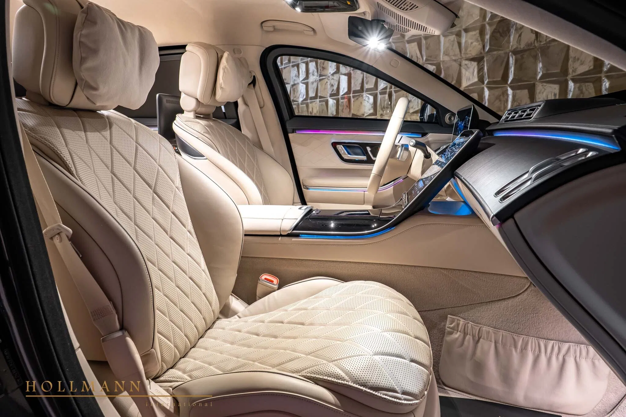 2022 Mercedes-Benz S 680 Guard VR10 interior, seats, Beige