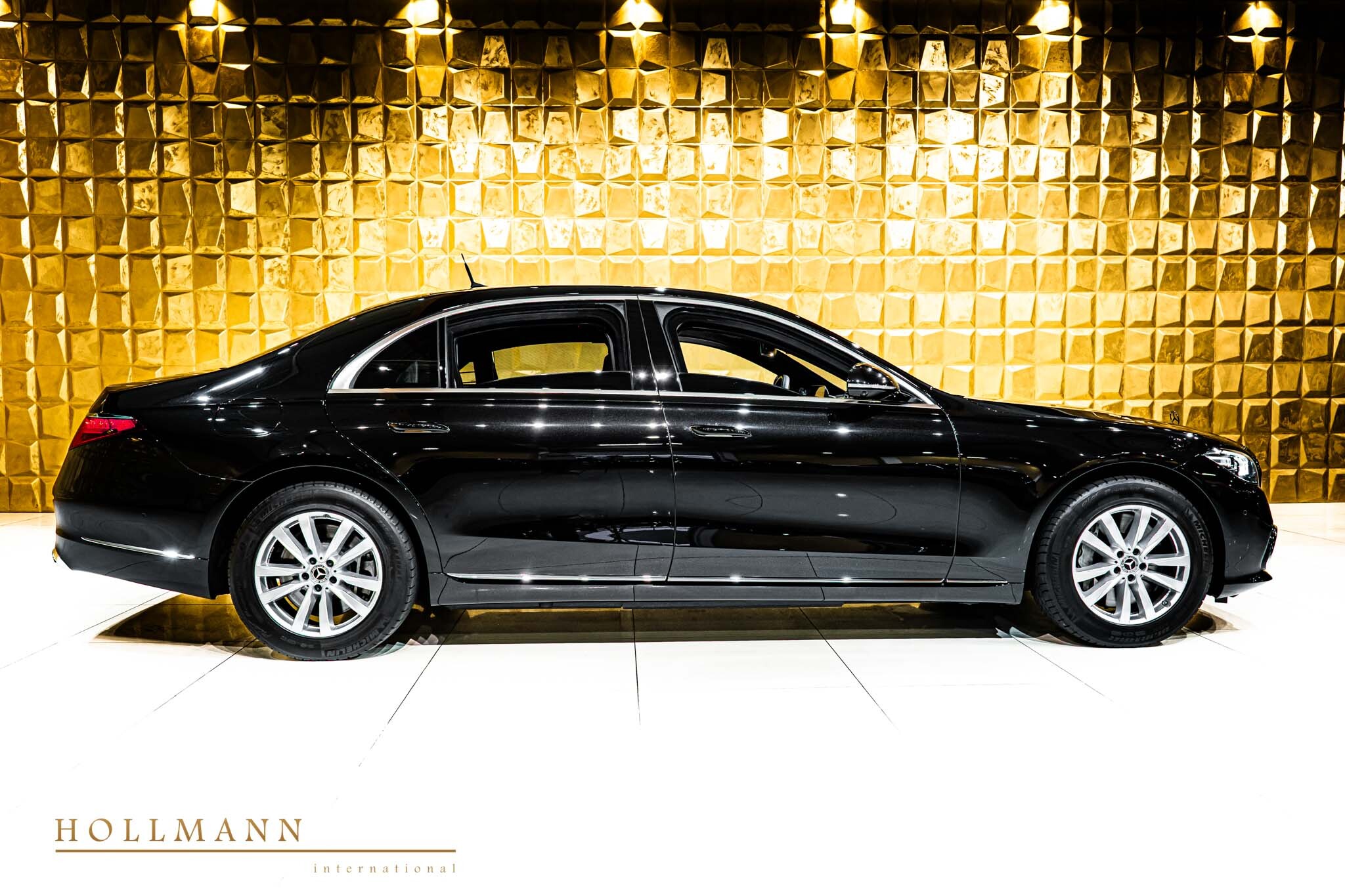 2025 Mercedes S Armored, 2/20