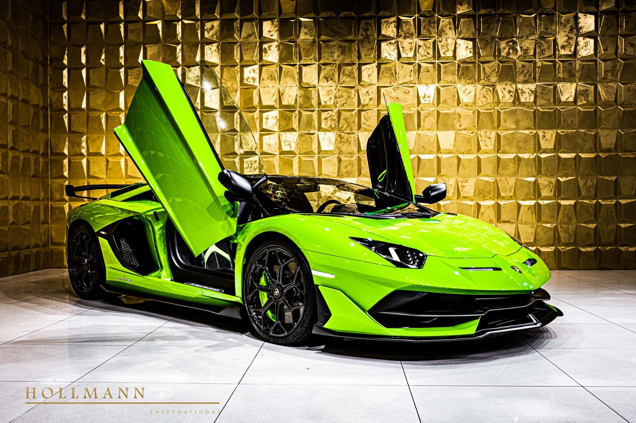 2020 Lamborghini Aventador SVJ Roadster, 3/17