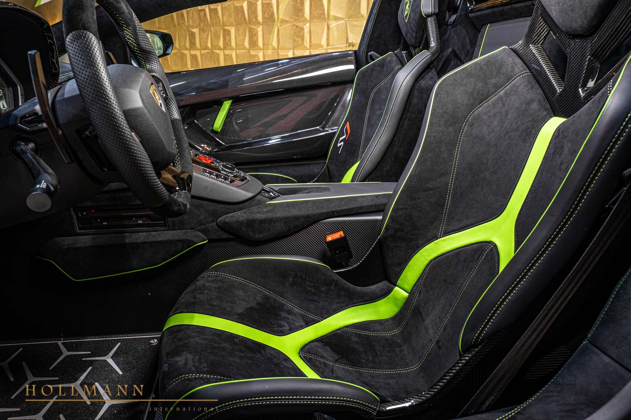 2020 Lamborghini Aventador SVJ Roadster, 9/17