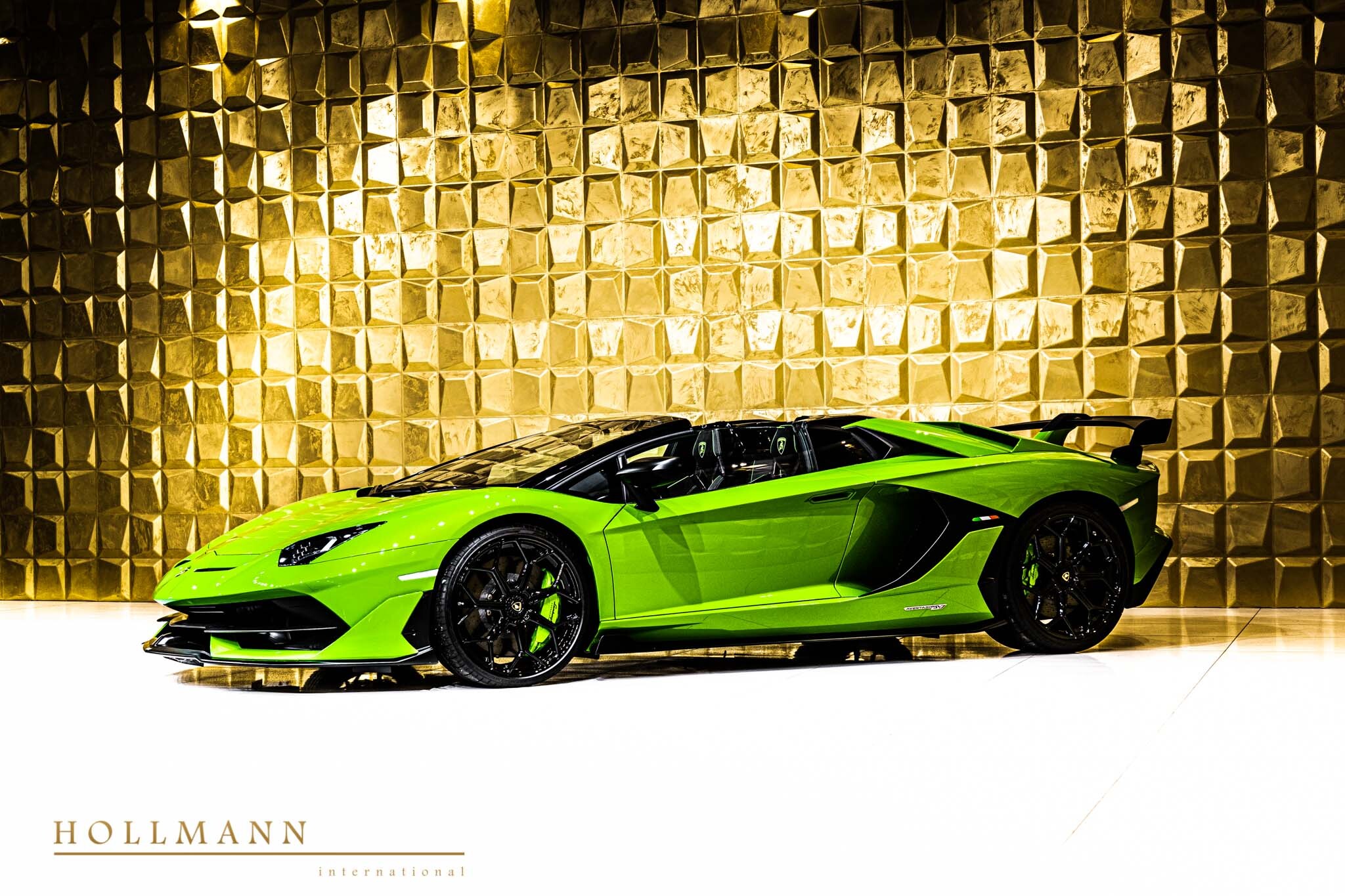 2020 Lamborghini Aventador SVJ Roadster, 11/17