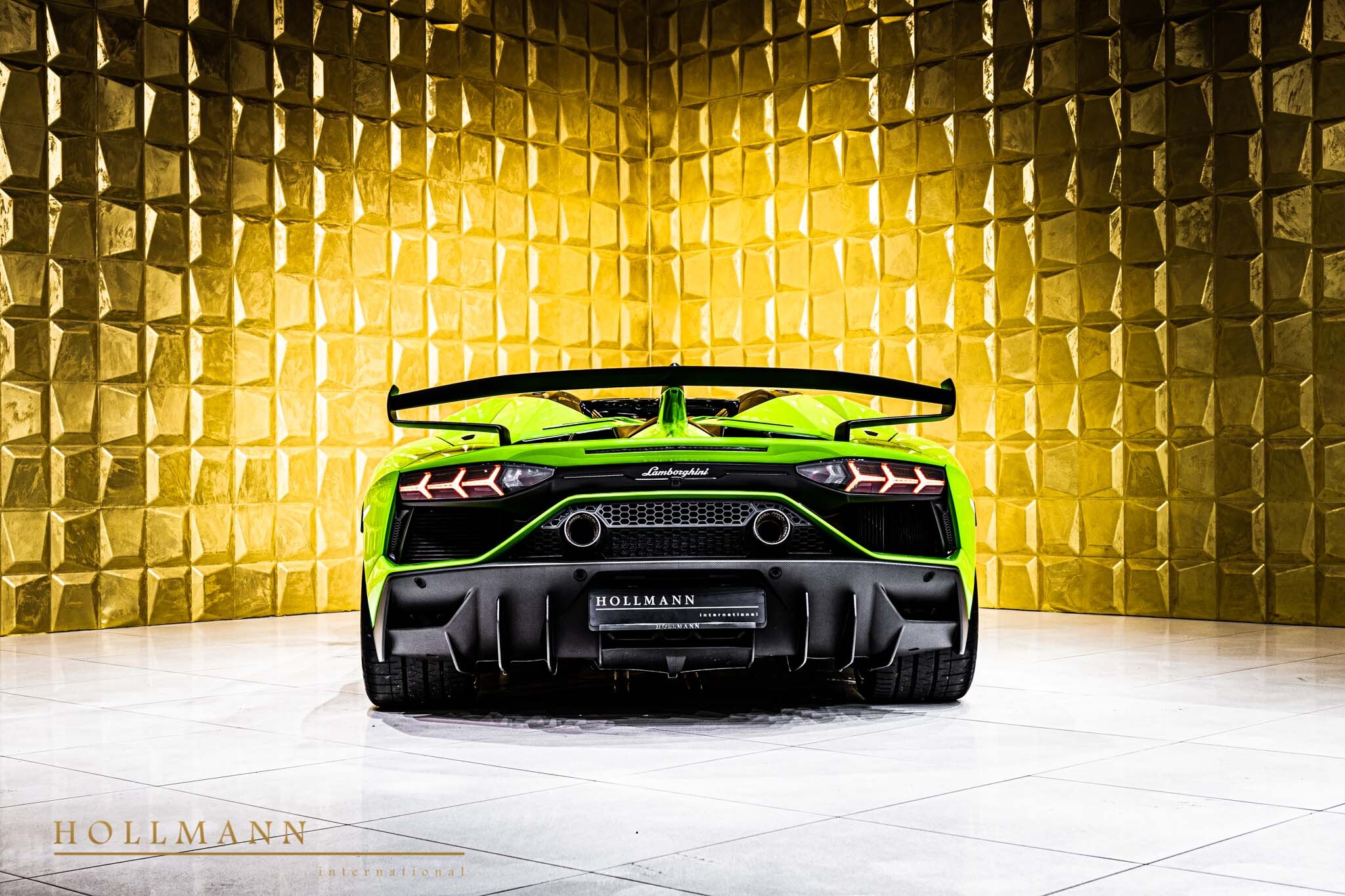 2020 Lamborghini Aventador SVJ Roadster, 14/17
