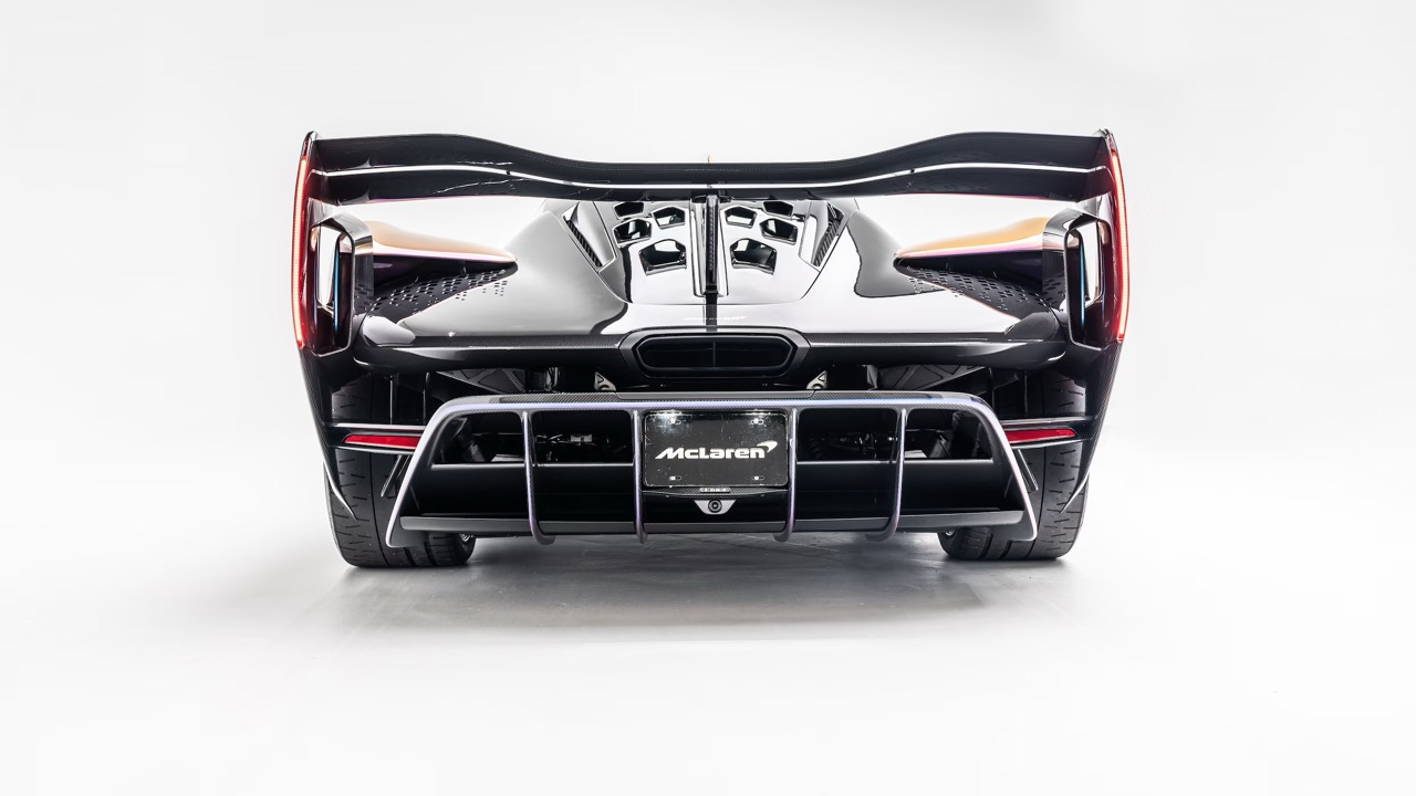 2020 McLaren Sabre, 8/14