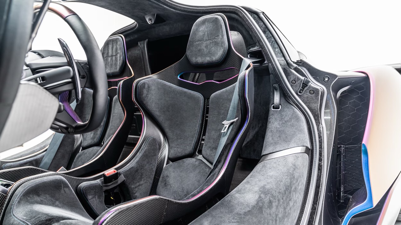 2020 McLaren Sabre, 12/14