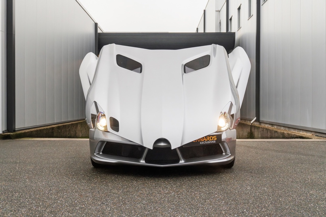 2010 SLR McLaren Stirling Moss, 10/26