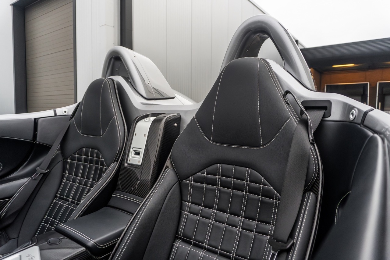 2010 SLR McLaren Stirling Moss, 12/26