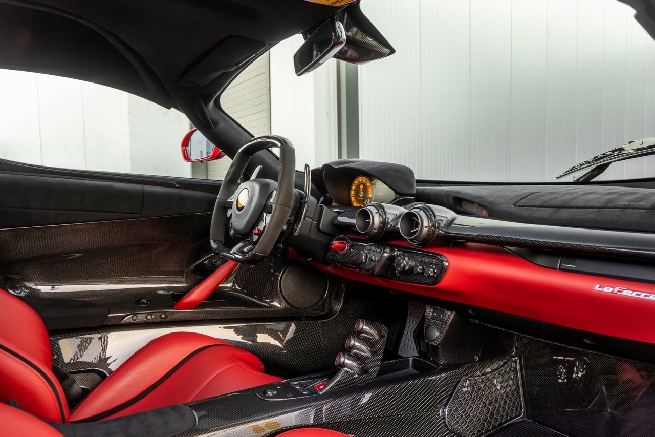 2014 Ferrari LaFerrari, 2/20