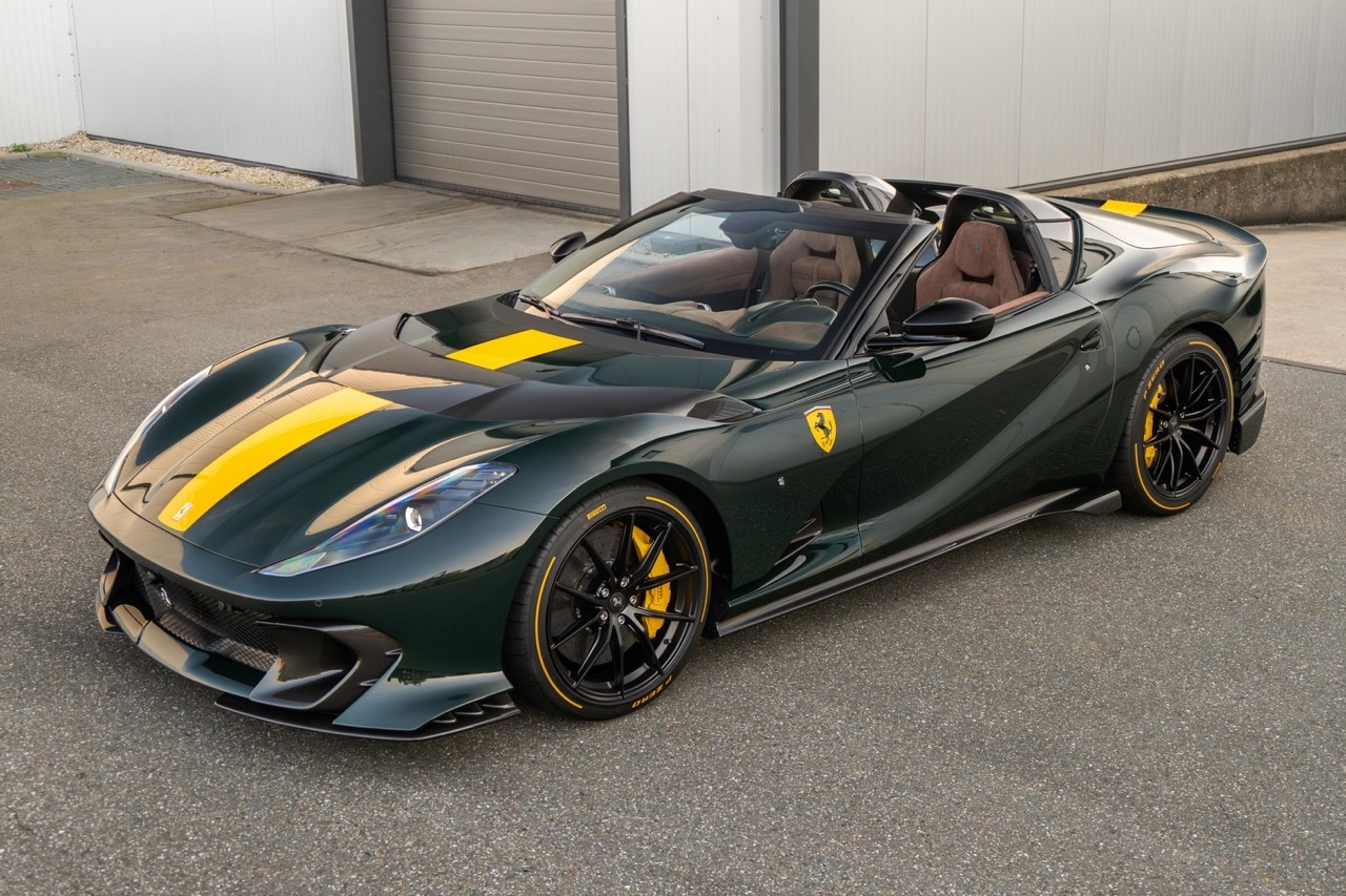 2023 Ferrari 812 Competizione Aperta