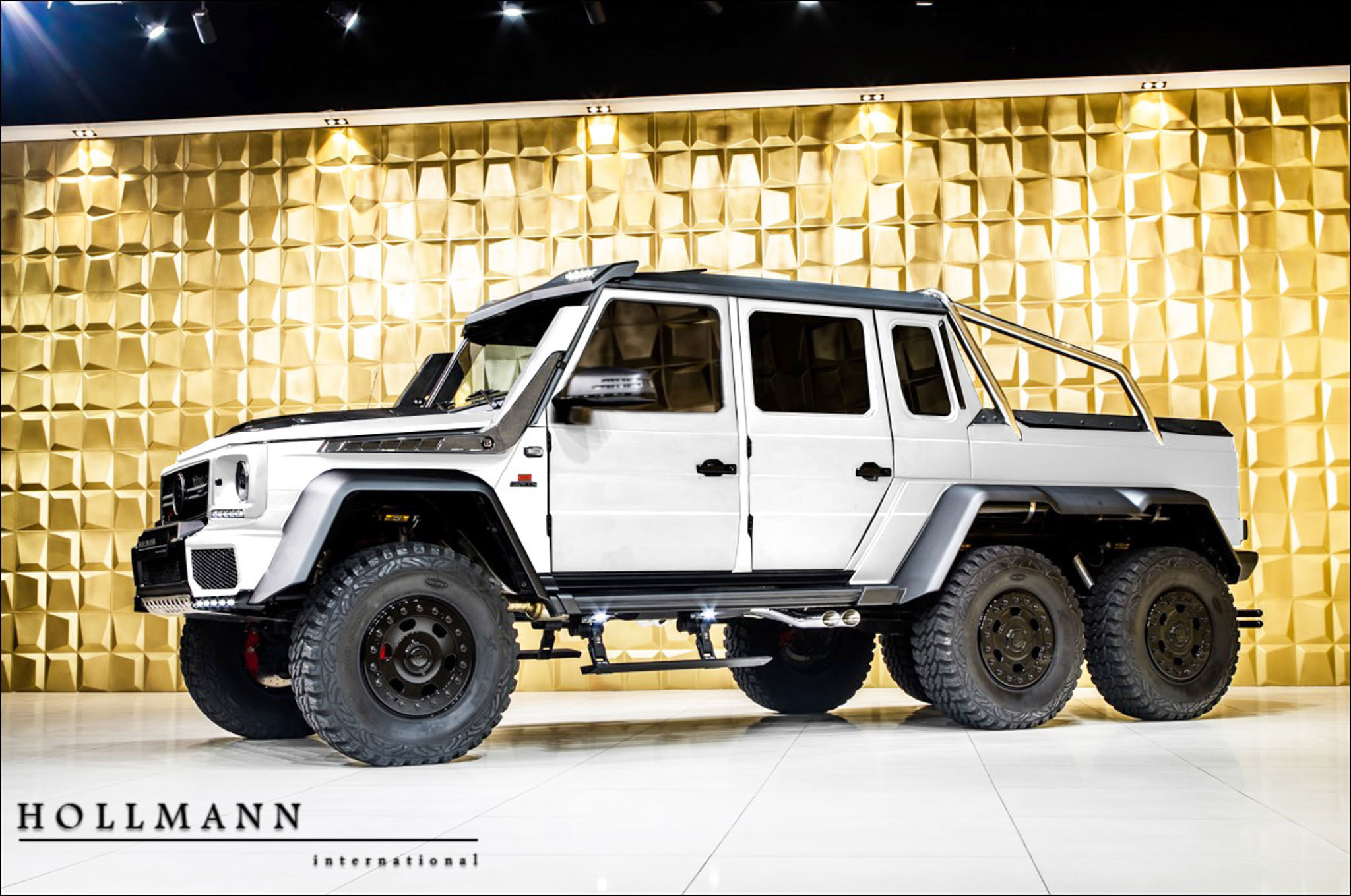 2020 BRABUS G 700 6x6, 19/20